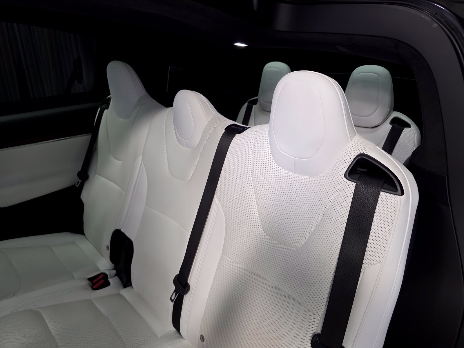 Used 2023 Tesla Model X AWD/4WD image 30