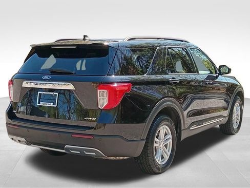 Certified 2024 Ford Explorer XLT w/ Equipment Group 202A image 3