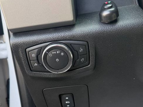 Used 2017 Ford F150 Lariat image 24