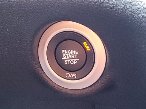 New 2026 Chrysler Pacifica Limited w/ S Appearance Package image 23