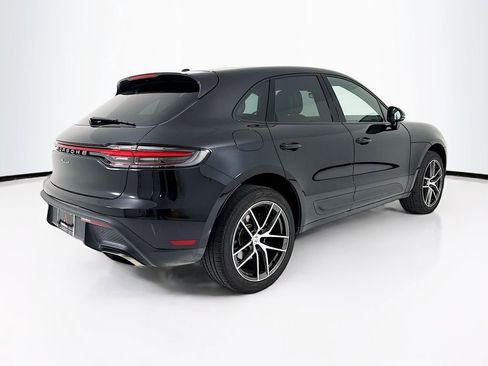 Certified 2025 Porsche Macan AWD/4WD image 7