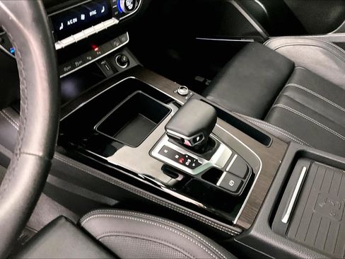 Used 2023 Audi Q5 2.0T Prestige w/ Prestige Package AWD/4WD image 15