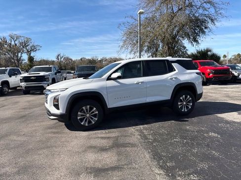 New 2026 Chevrolet Equinox LT image 3