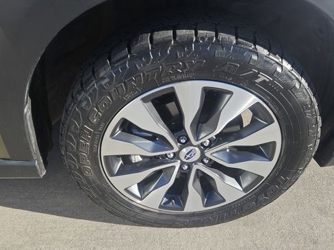 Used 2023 Subaru Outback Limited w/ Tech Package 3 image 2