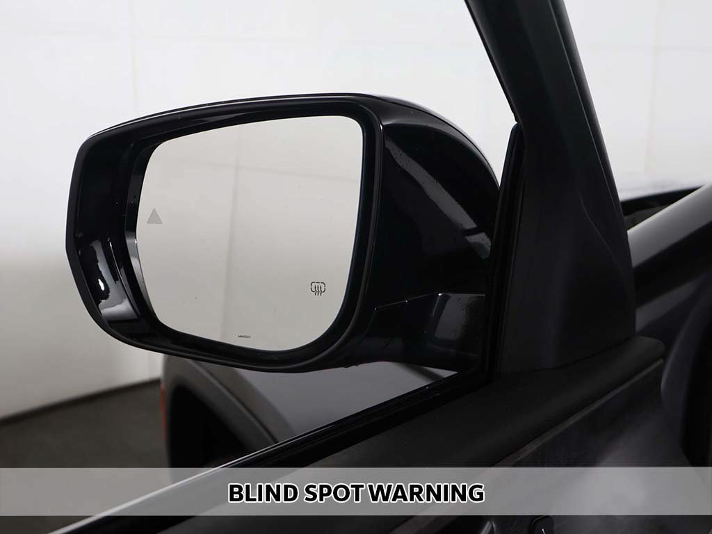 Used 2023 Jeep Grand Cherokee L Limited AWD/4WD image 5