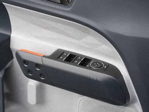 Certified 2024 Ford Maverick XLT image 28