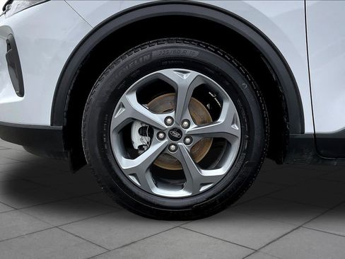 Used 2025 Ford Escape ST-Line w/ Tech Pack #1 FWD image 9