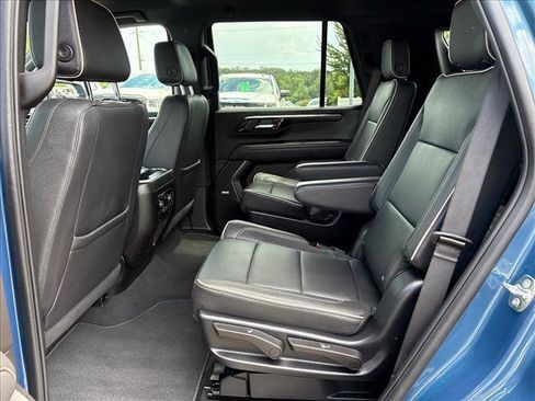 Certified 2025 Chevrolet Tahoe Premier AWD/4WD image 8