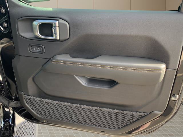 New 2026 Jeep Wrangler Unlimited Sahara AWD/4WD image 39