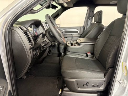 Certified 2026 RAM 2500 Big Horn AWD/4WD image 30