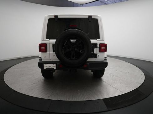 Used 2019 Jeep Wrangler Unlimited Sahara AWD/4WD image 25