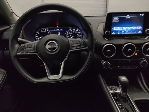Used 2024 Nissan Sentra SV FWD image 22