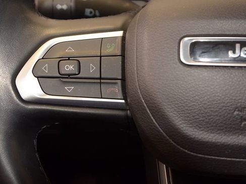 Used 2022 Jeep Compass Latitude image 22