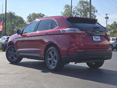 Used 2024 Ford Edge SEL w/ Sport Appearance Package AWD/4WD image 5