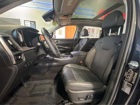 Used 2023 Kia Sorento X-Line EX AWD/4WD image 4