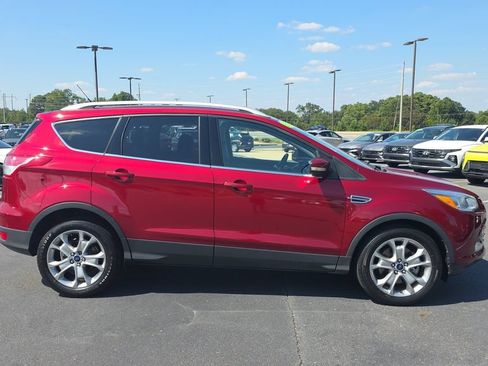 Used 2016 Ford Escape Titanium FWD image 8
