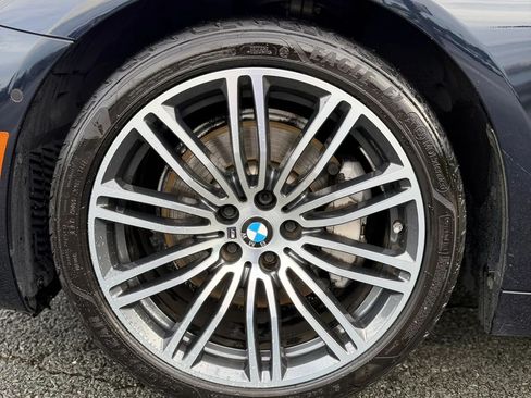 Used 2019 BMW 530i w/ M Sport Package RWD image 8