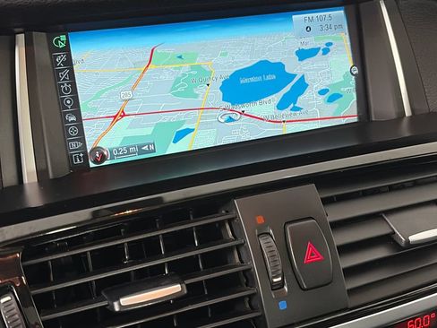 Used 2016 BMW X3 xDrive28i AWD/4WD image 19