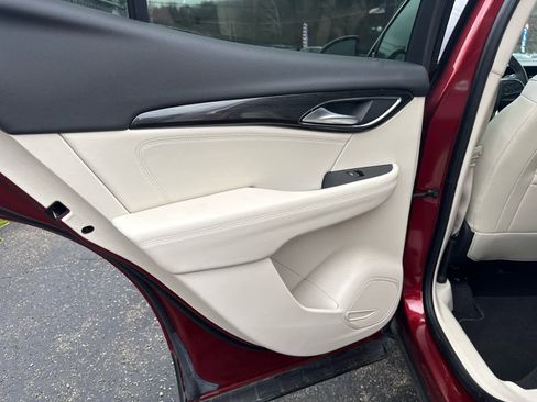 Used 2023 Buick Envision Preferred image 22