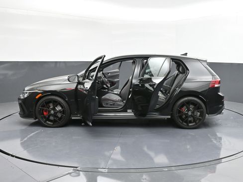 Used 2024 Volkswagen GTI Autobahn image 37