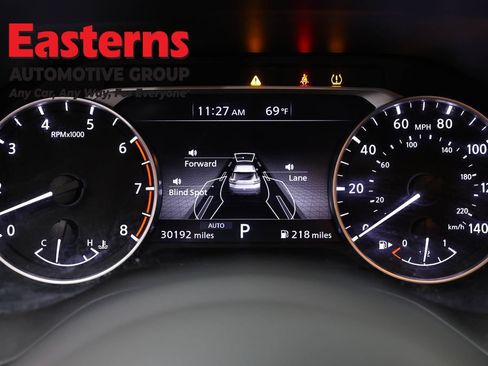 Used 2023 Nissan Rogue S AWD/4WD image 18