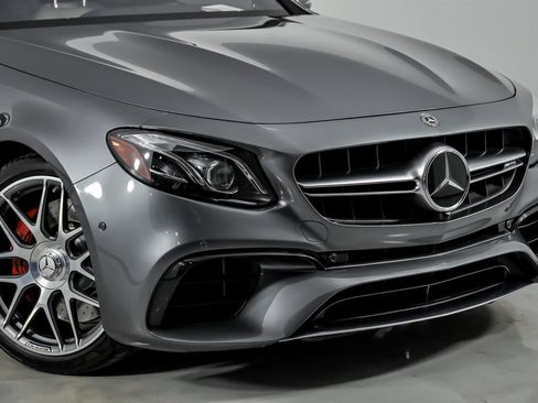 Used 2019 Mercedes-Benz E 63 AMG S w/ Driver Assistance Package image 3