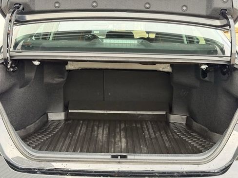 Used 2025 Toyota Camry LE image 33