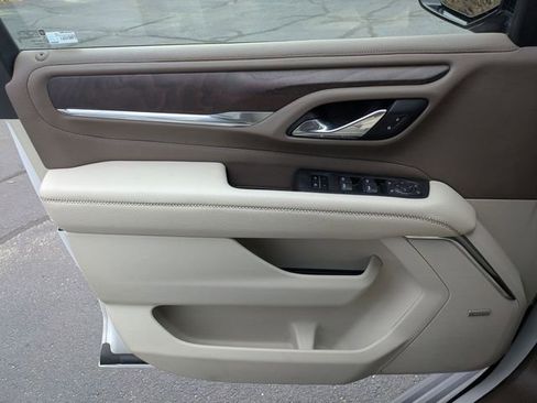 Used 2021 GMC Yukon Denali w/ Denali Ultimate Package image 11