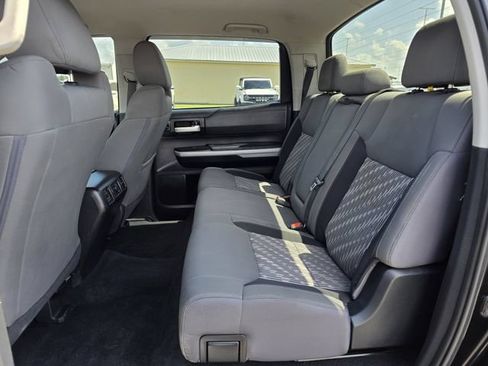 Used 2019 Toyota Tundra SR5 w/ Convenience Package AWD/4WD image 16
