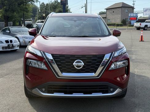 Used 2021 Nissan Rogue Platinum FWD image 4