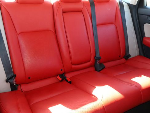 Used 2024 Honda Civic EX image 19