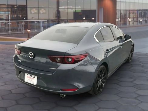 Used 2022 MAZDA MAZDA3 s image 5