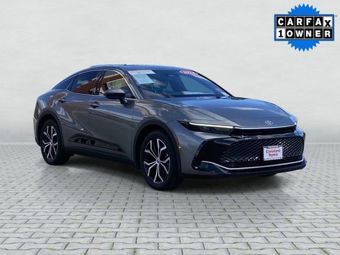 Certified 2024 Toyota Crown XLE image 10