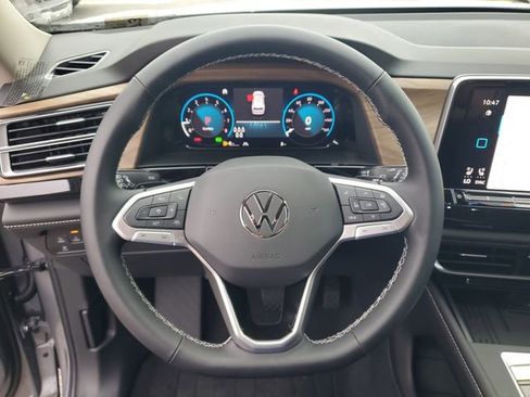 New 2026 Volkswagen Atlas SE image 19