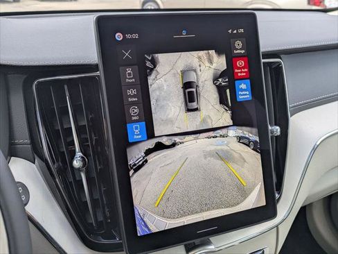 New 2026 Volvo XC60 B5 Ultra w/ Protection Package Premier image 9