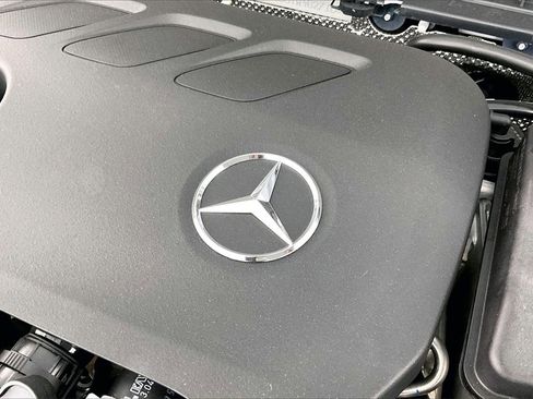 New 2026 Mercedes-Benz GLB 250 image 17