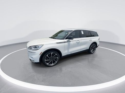 Used 2024 Lincoln Aviator Reserve w/ Equipment Group 201A AWD/4WD image 5