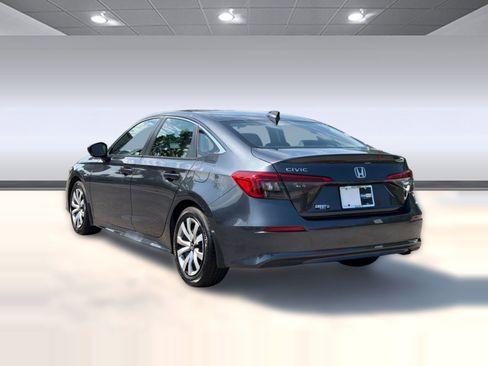 Used 2023 Honda Civic LX image 3