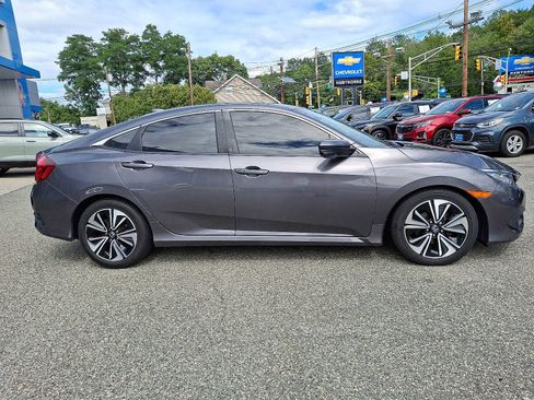 Used 2018 Honda Civic EX-T image 7