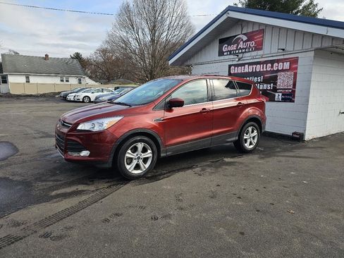 Used 2014 Ford Escape SE image 4