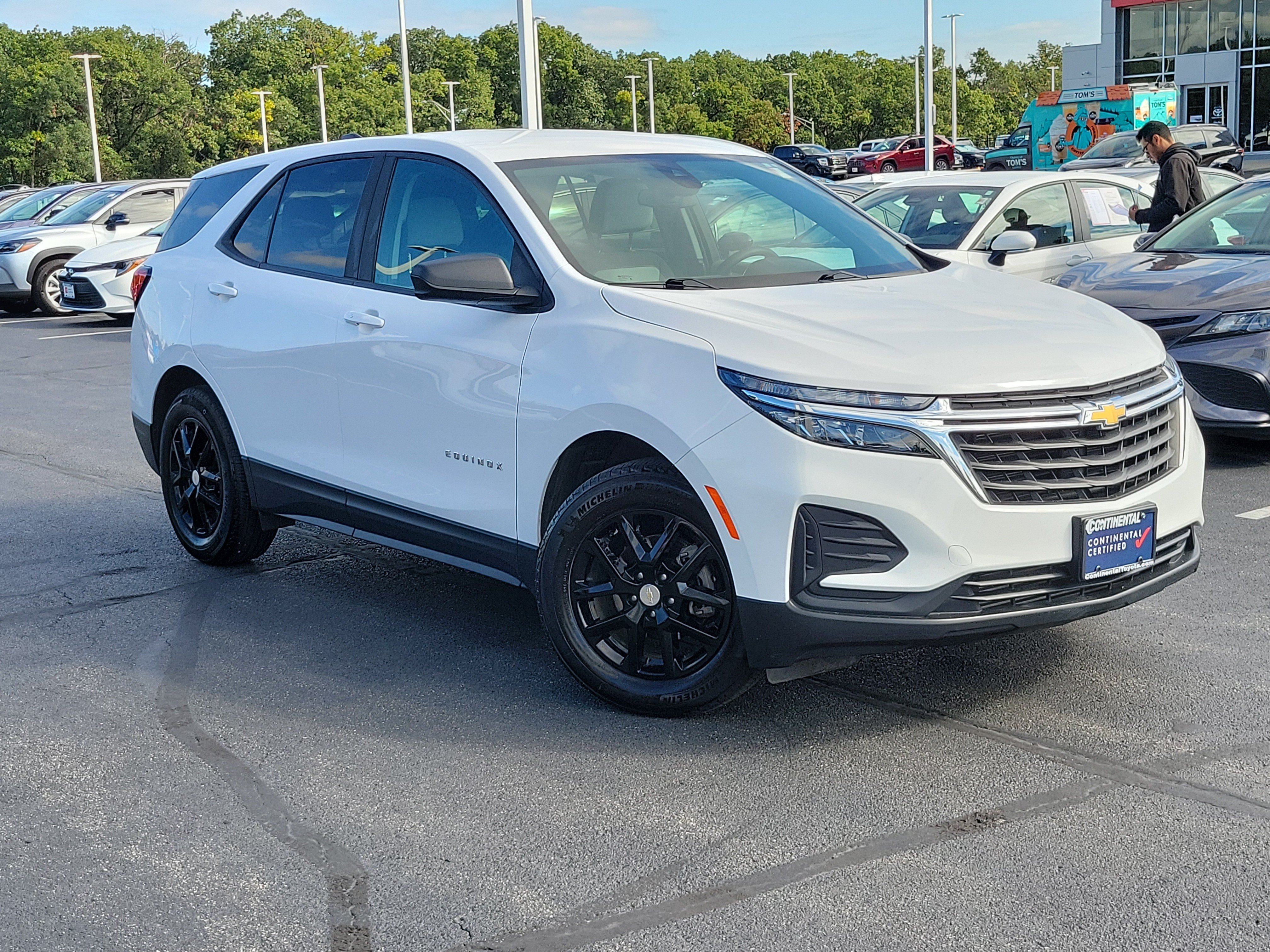 Used 2024 Chevrolet Equinox LS w/ LS Convenience Package FWD image 31