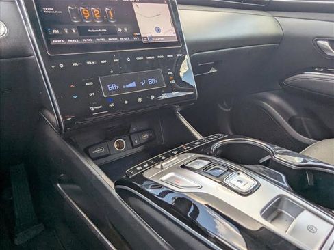 Used 2022 Hyundai Tucson Limited image 19