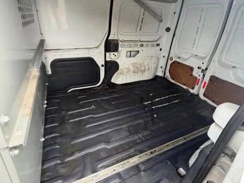 Used 2012 Ford Transit Connect XLT FWD image 6