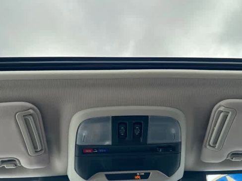 Certified 2024 Subaru Crosstrek 2.0i Premium image 31