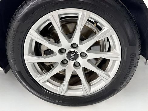 Used 2022 Audi A4 2.0T Premium AWD/4WD image 31