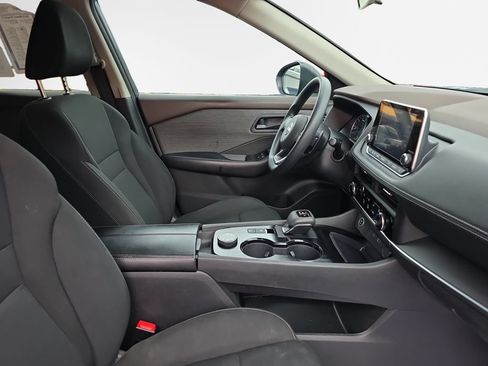 Used 2023 Nissan Rogue S AWD/4WD image 24