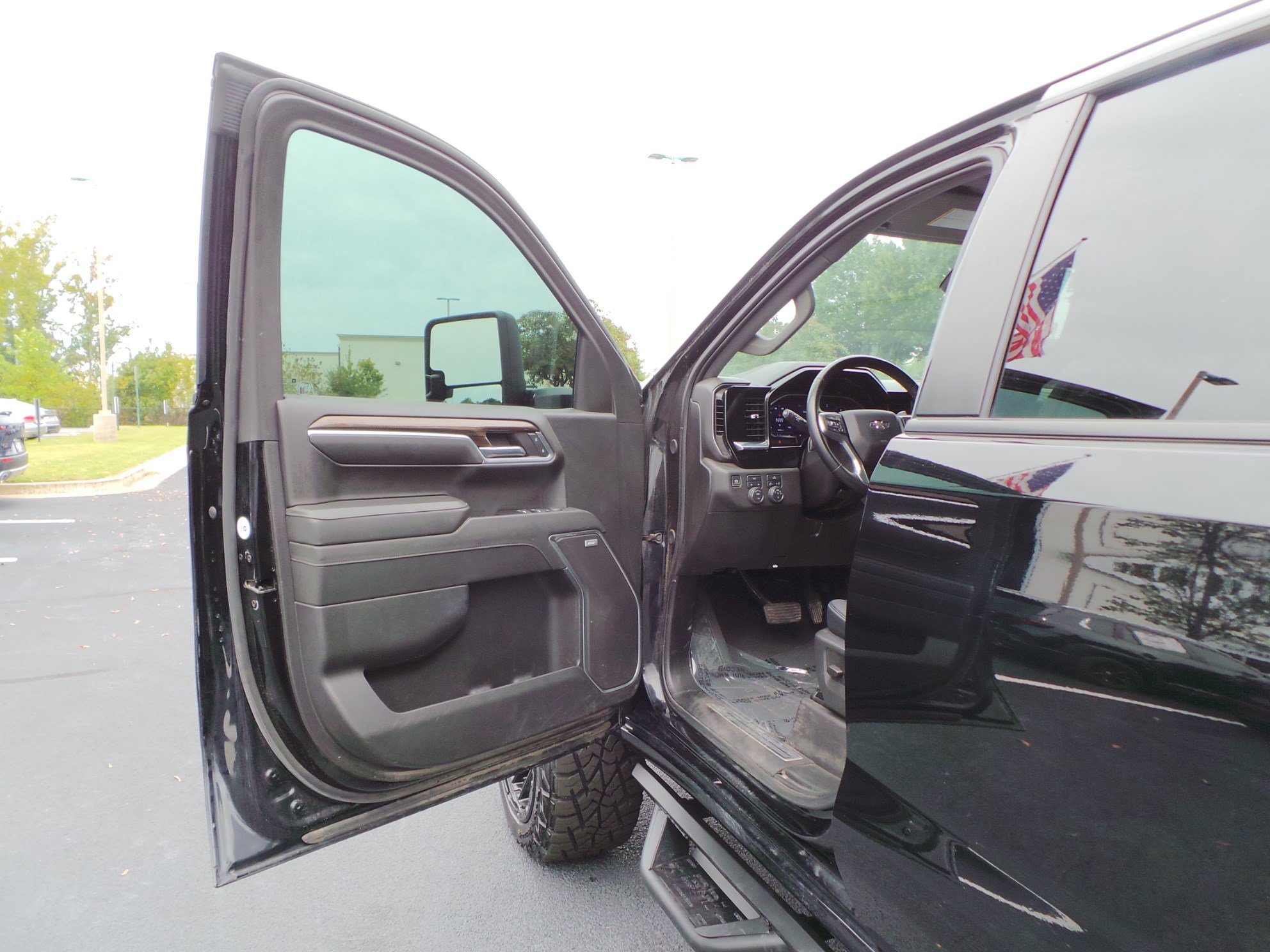 Used 2024 Chevrolet Silverado 1500 RST w/ True North Edition Plus AWD/4WD image 32