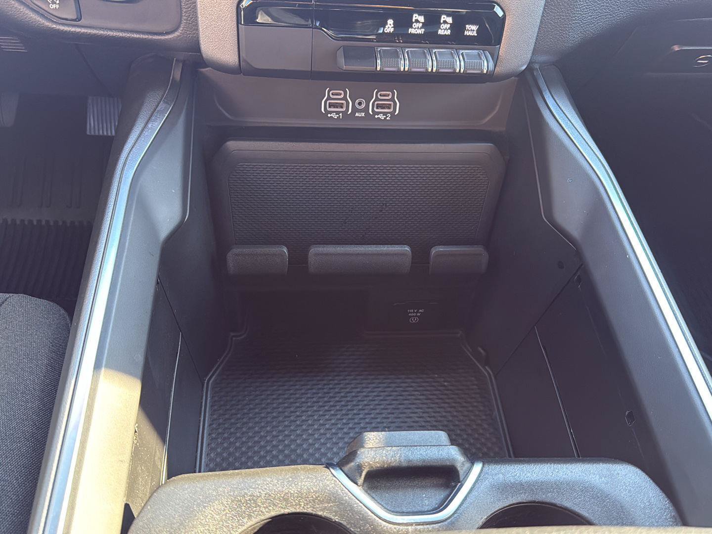 Used 2025 RAM 1500 Big Horn AWD/4WD image 22