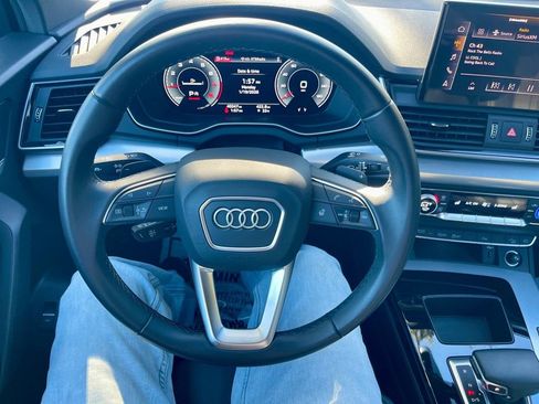 Used 2025 Audi Q5 2.0T Premium image 14
