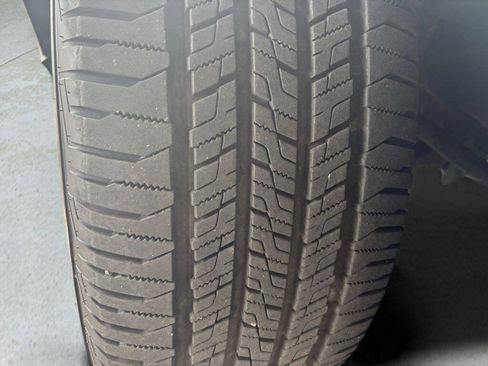 Used 2019 Ford Expedition XLT w/ Equipment Group 202A image 21